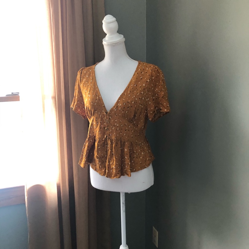 Target short sleeved peplum blouse